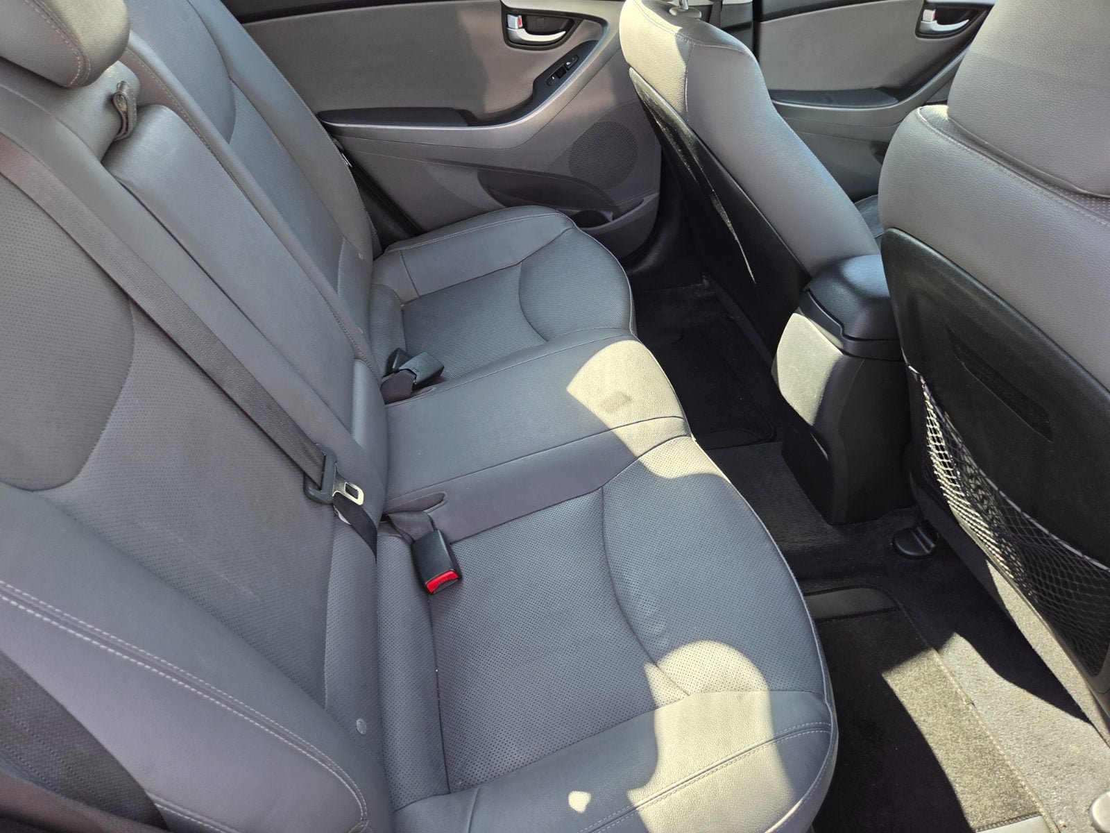 Used 2014 Hyundai Elantra Limited w/ Option Group 03 FWD image 13