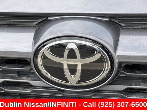 Used 2025 Toyota RAV4 XLE AWD/4WD image 48