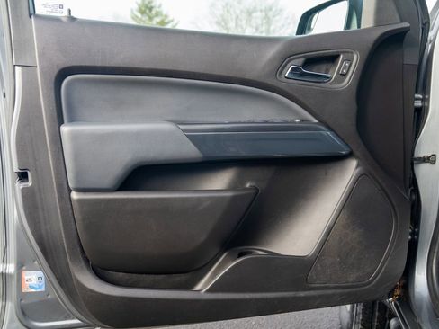 Used 2018 Chevrolet Colorado Z71 image 19