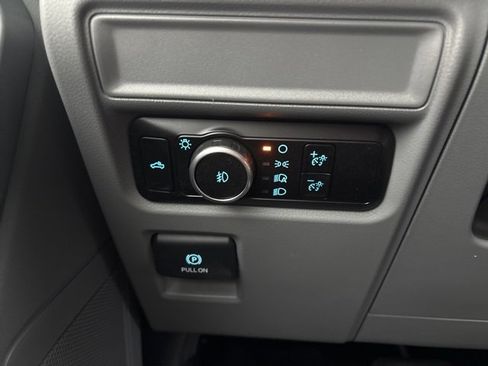 Used 2023 Ford F150 XLT image 7