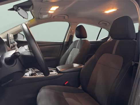 Used 2024 Nissan Sentra SV image 22