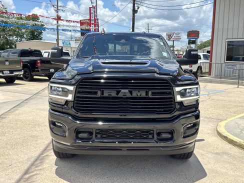 Used 2024 RAM 2500 Laramie w/ Night Edition AWD/4WD image 2