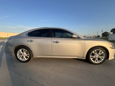 Used 2014 Nissan Maxima 3.5 SV image 6