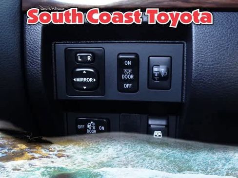 Used 2015 Toyota Tundra Limited image 41