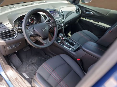 Used 2024 Chevrolet Equinox RS w/ LPO, Floor Liner Package FWD image 10