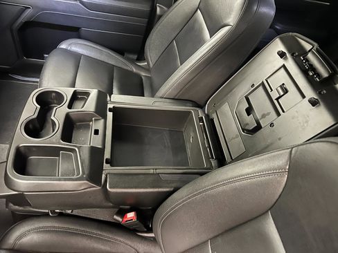 Used 2025 GMC Sierra 1500 SLT image 31