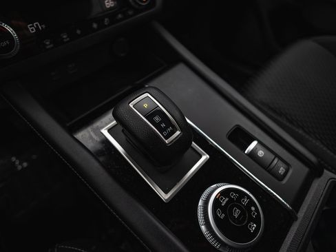 Used 2022 Mitsubishi Outlander ES image 16