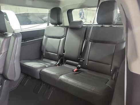 Used 2025 Ford Expedition Max Active AWD/4WD image 12