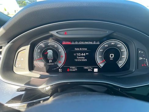 Used 2025 Audi Q8 Premium Plus image 14