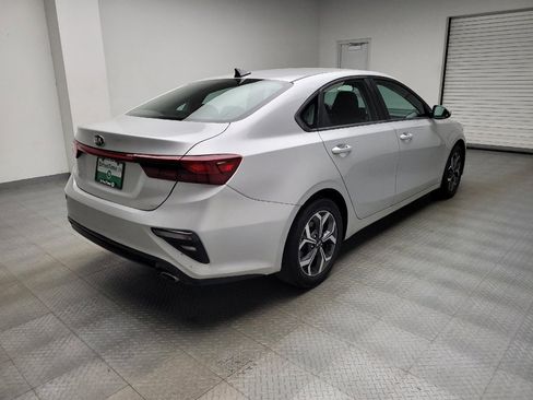 Used 2021 Kia Forte LXS FWD image 9