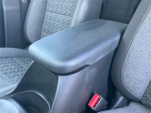 Used 2023 Chevrolet Equinox LT image 11