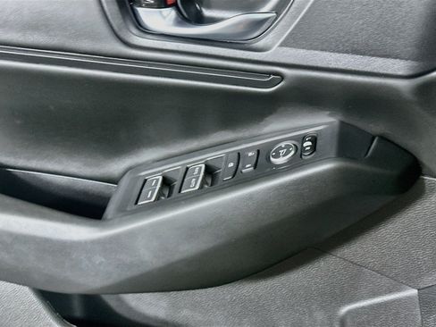 Used 2025 Honda Accord SE image 15