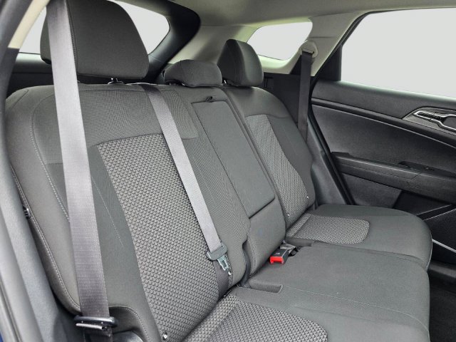 Used 2024 Kia Sportage LX AWD/4WD image 12