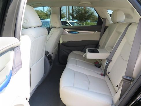 New 2025 Cadillac XT5 Premium Luxury w/ Technology Package image 24