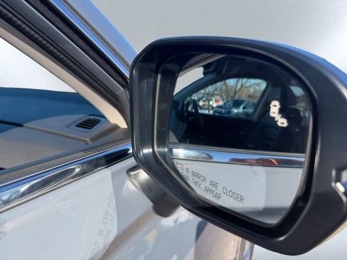 Used 2024 Honda CR-V EX-L image 13