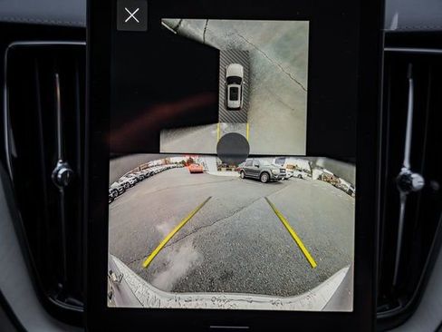 New 2026 Volvo XC60 B5 Ultra w/ Protection Package Premier image 41