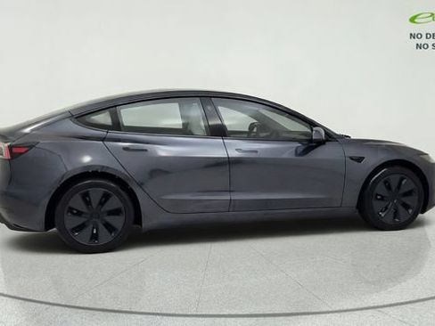 Used 2025 Tesla Model 3 Long Range RWD image 9