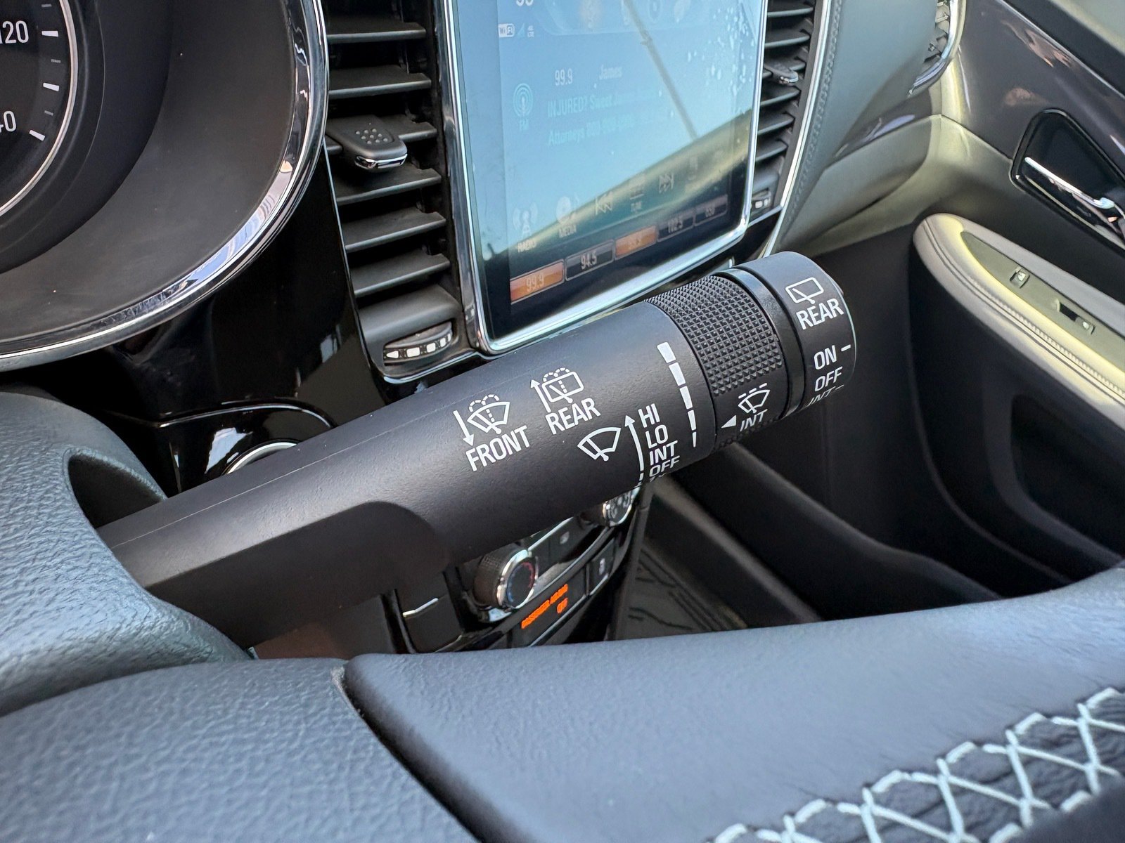 Used 2020 Buick Encore Preferred w/ Safety Package FWD image 21
