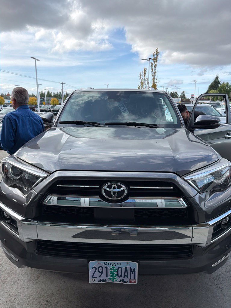 Used 2021 Toyota 4Runner Limited AWD/4WD image 1