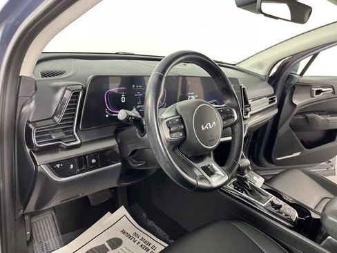 Used 2024 Kia Sportage EX image 20