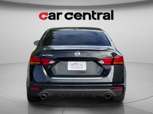 Used 2022 Nissan Altima 2.5 SR FWD image 5