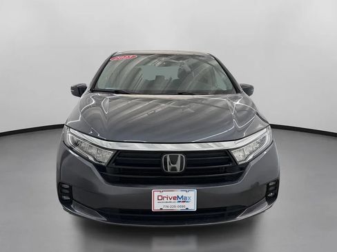 Used 2023 Honda Odyssey Touring image 2