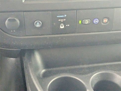 Used 2024 GMC Savana 2500 w/ Driver Convenience Package image 18