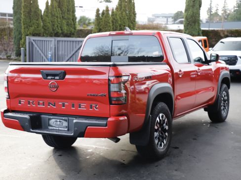 Used 2024 Nissan Frontier PRO-4X w/ Technology Package image 8