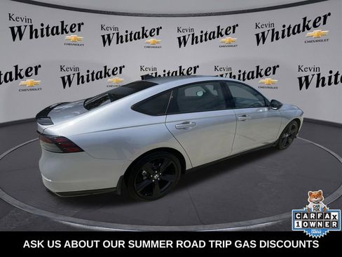 Used 2025 Honda Accord Sport image 9
