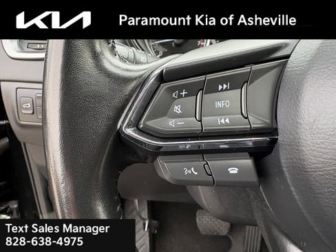 Used 2023 MAZDA CX-9 Touring image 11