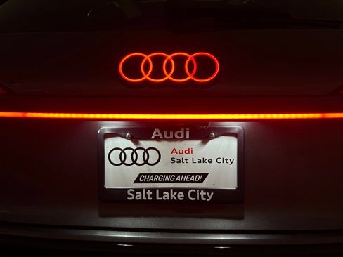 New 2026 Audi Q3 quattro 2.0T AWD/4WD image 18