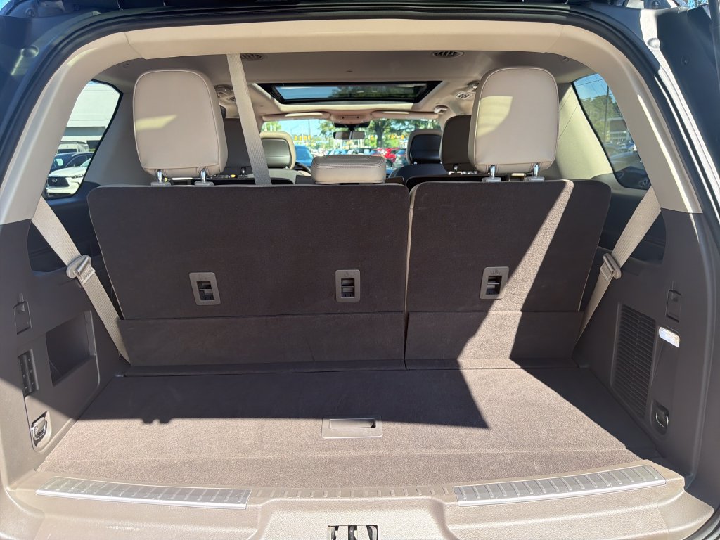 Used 2024 Lincoln Navigator Premiere AWD/4WD image 31