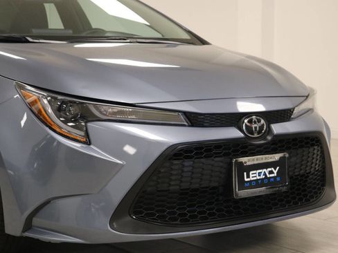 Used 2022 Toyota Corolla LE image 75