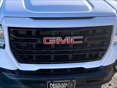 Used 2022 GMC Canyon Elevation image 29