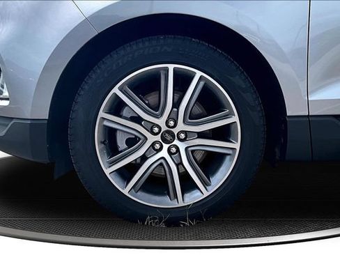 Used 2024 Ford Edge Titanium w/ Equipment Group 301A AWD/4WD image 32