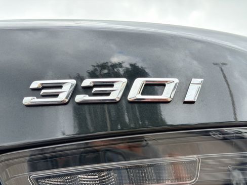 Used 2024 BMW 330i Sedan image 11