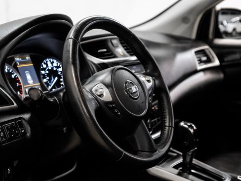 Used 2019 Nissan Sentra SV image 25