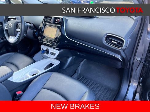 Used 2016 Toyota Prius Four image 21