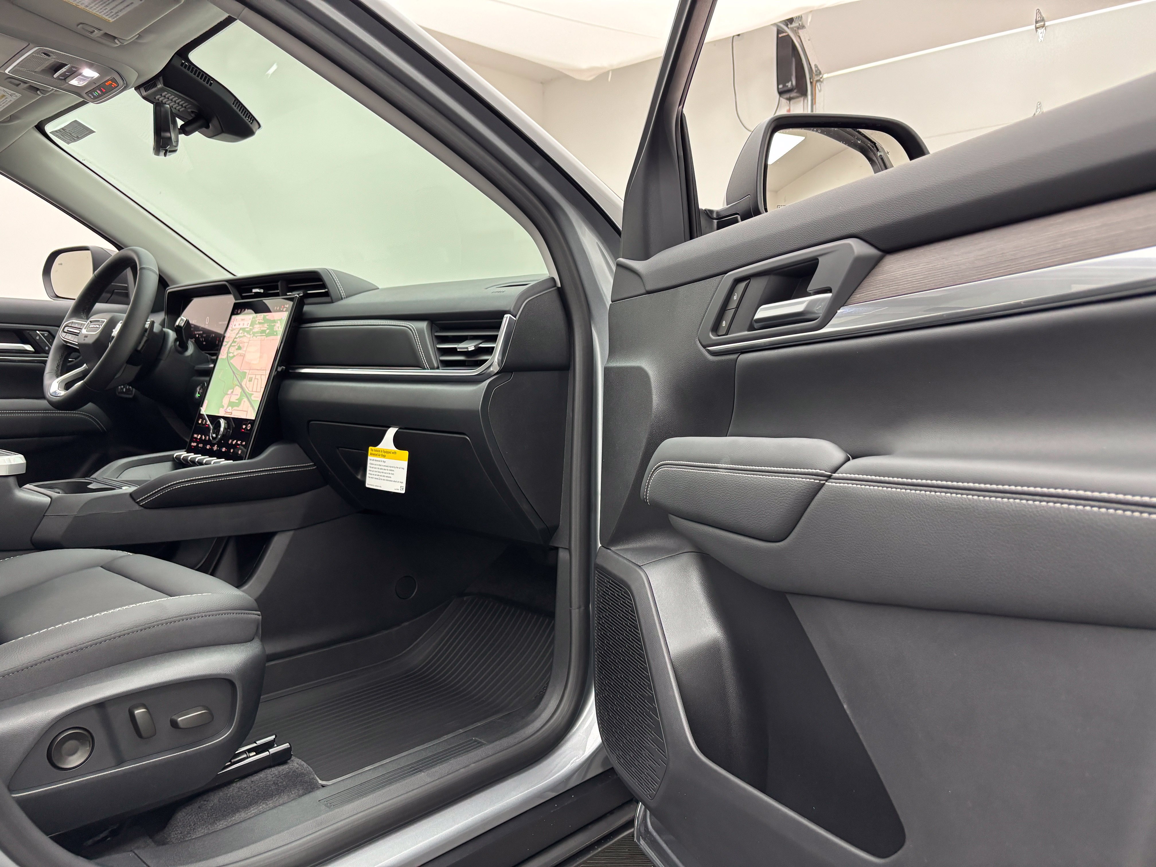 New 2027 GMC Terrain Denali w/ LPO, Floor Liner Package AWD/4WD image 35