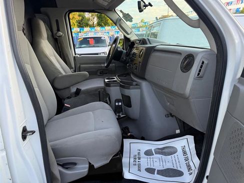 Used 2014 Ford E-150 and Econoline 150 w/ Power Group image 16