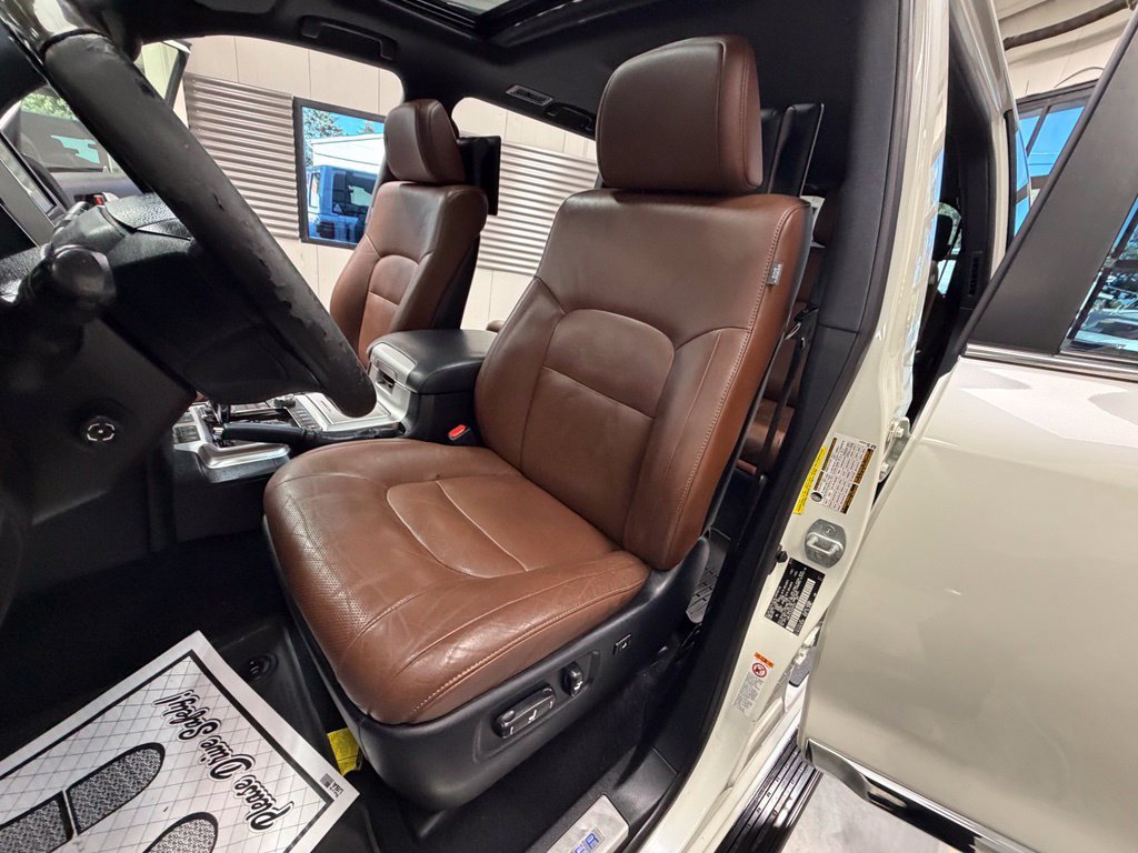 Used 2016 Toyota Land Cruiser AWD/4WD image 10