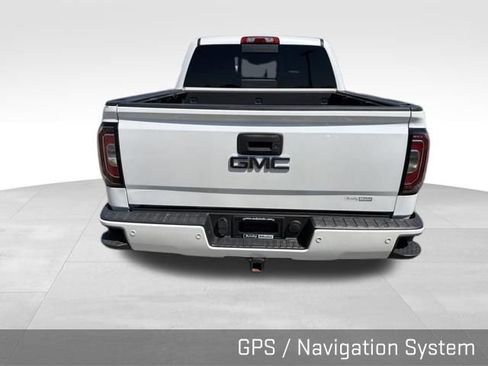 Used 2017 GMC Sierra 1500 Denali w/ Denali Ultimate Package AWD/4WD image 11