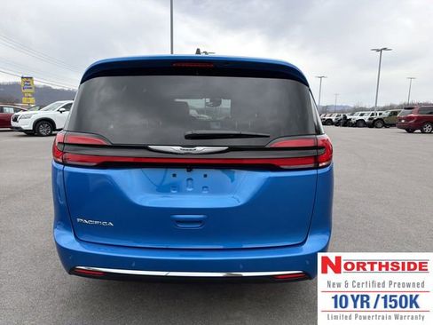 New 2026 Chrysler Pacifica Select image 7