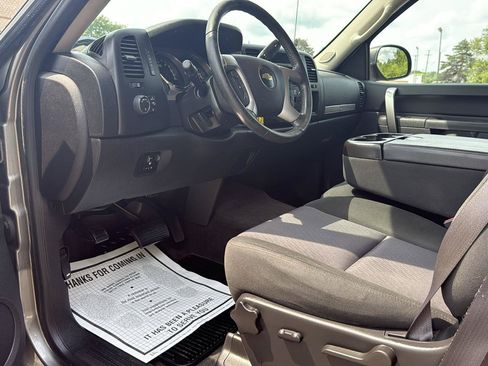Used 2013 Chevrolet Silverado 1500 LT w/ All-Star Edition AWD/4WD image 11
