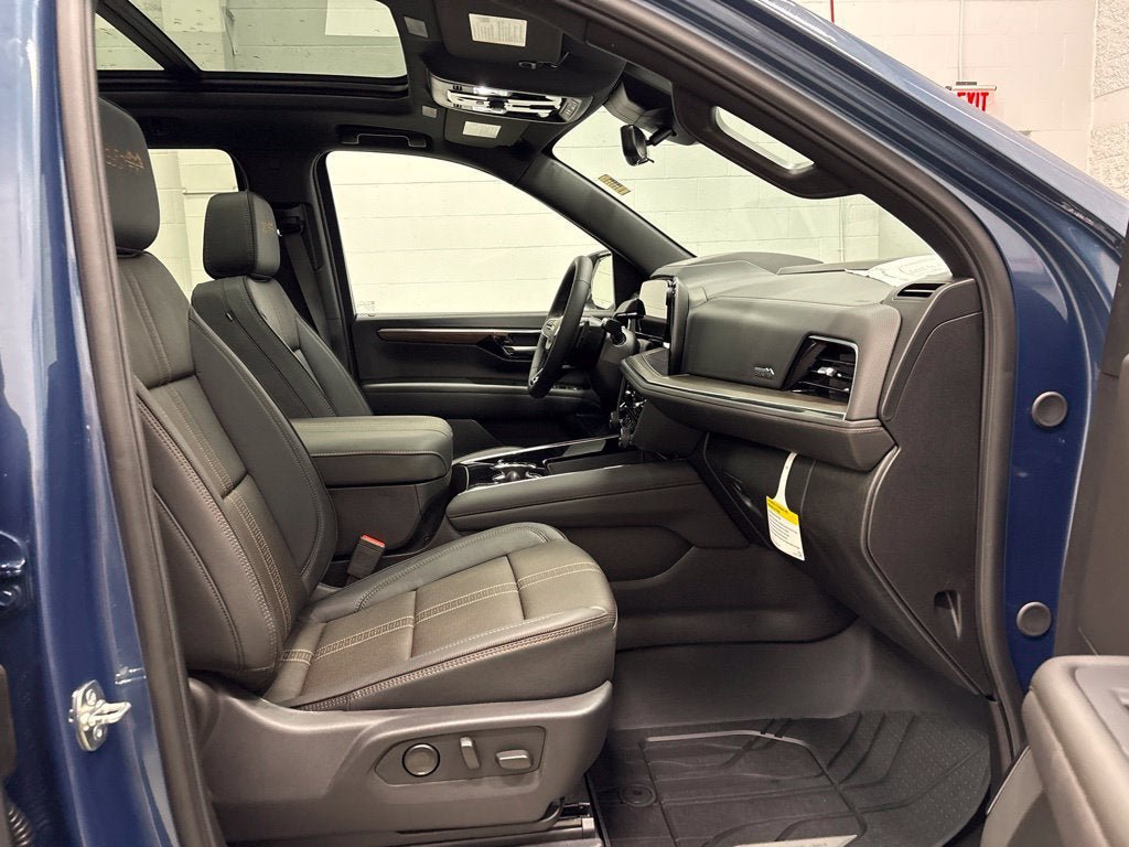New 2027 Chevrolet Tahoe High Country w/ Sun And Tow Package AWD/4WD image 36