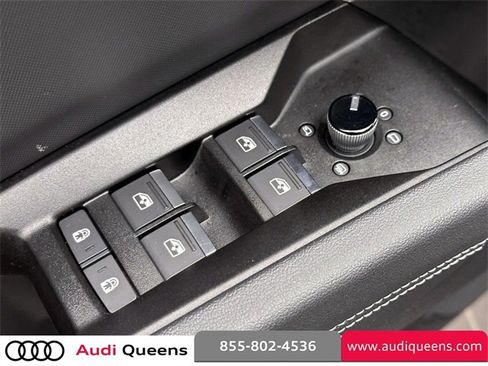 Used 2024 Audi Q4 e-tron Premium Plus w/ Premium Plus image 18