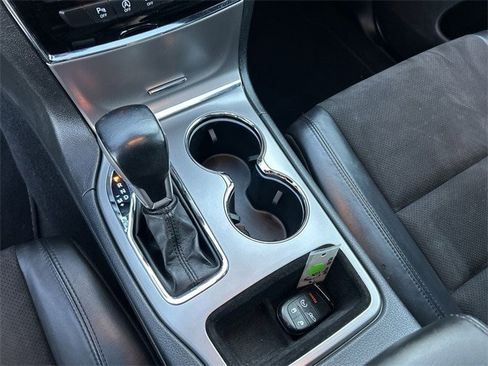 Certified 2020 Jeep Grand Cherokee Altitude image 22