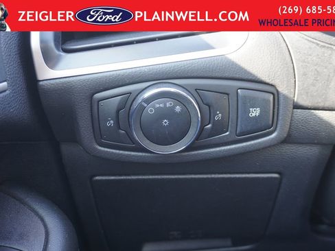 Used 2024 Ford Edge SEL image 29