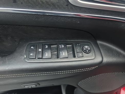 Used 2012 Jeep Grand Cherokee SRT8 w/ Luxury Group II AWD/4WD image 14