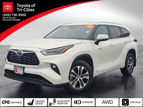 Used 2021 Toyota Highlander XLE image 1